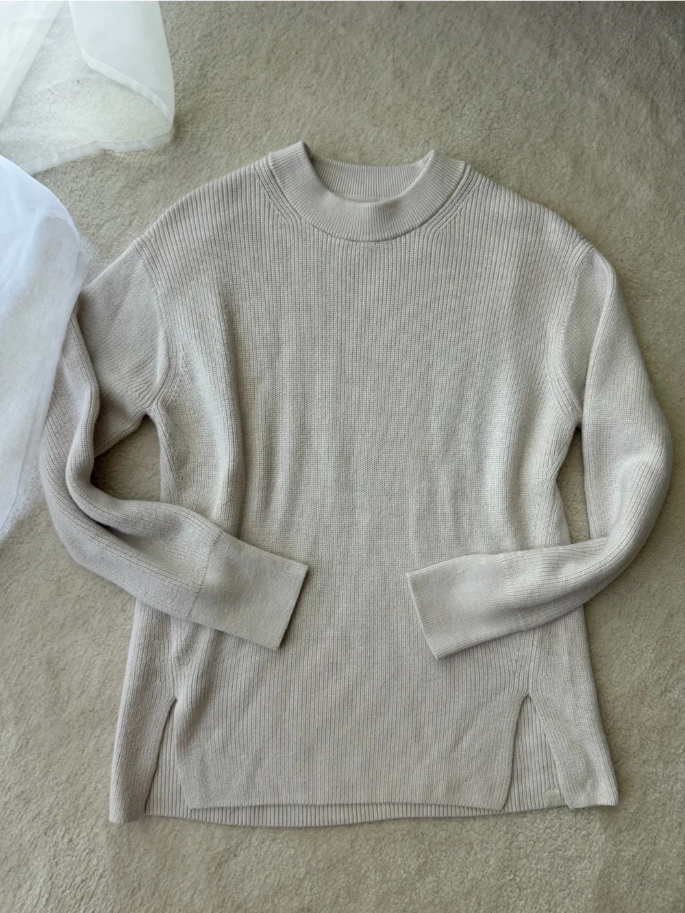 Lululemon Crewneck Ribbed Cream Beige Sweater Side Cuts - Light Beige